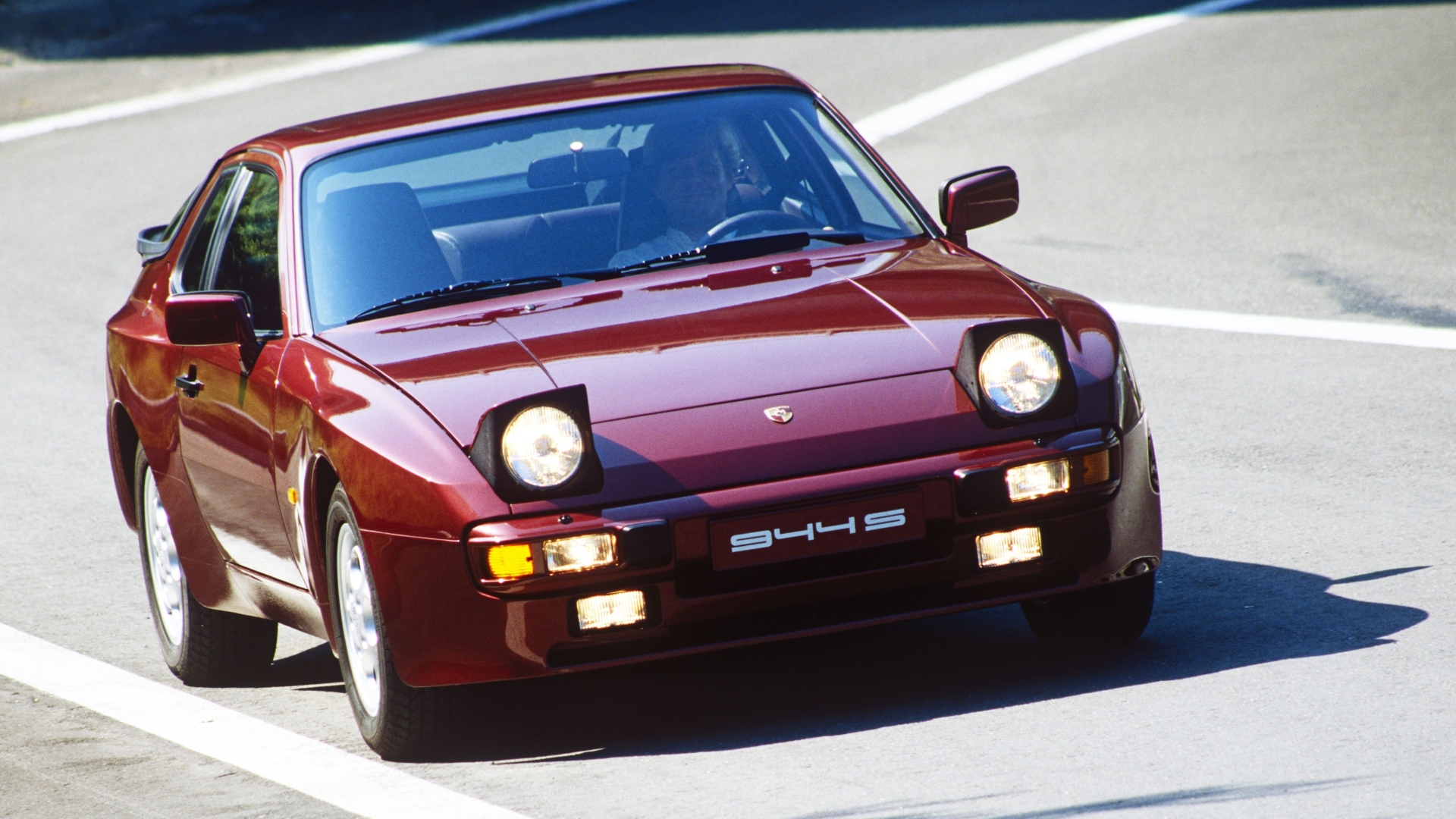 Porsche-944-1982-coupe-cabriolet-s-turbo-9