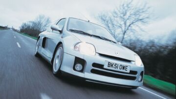 Renault Clio V6
