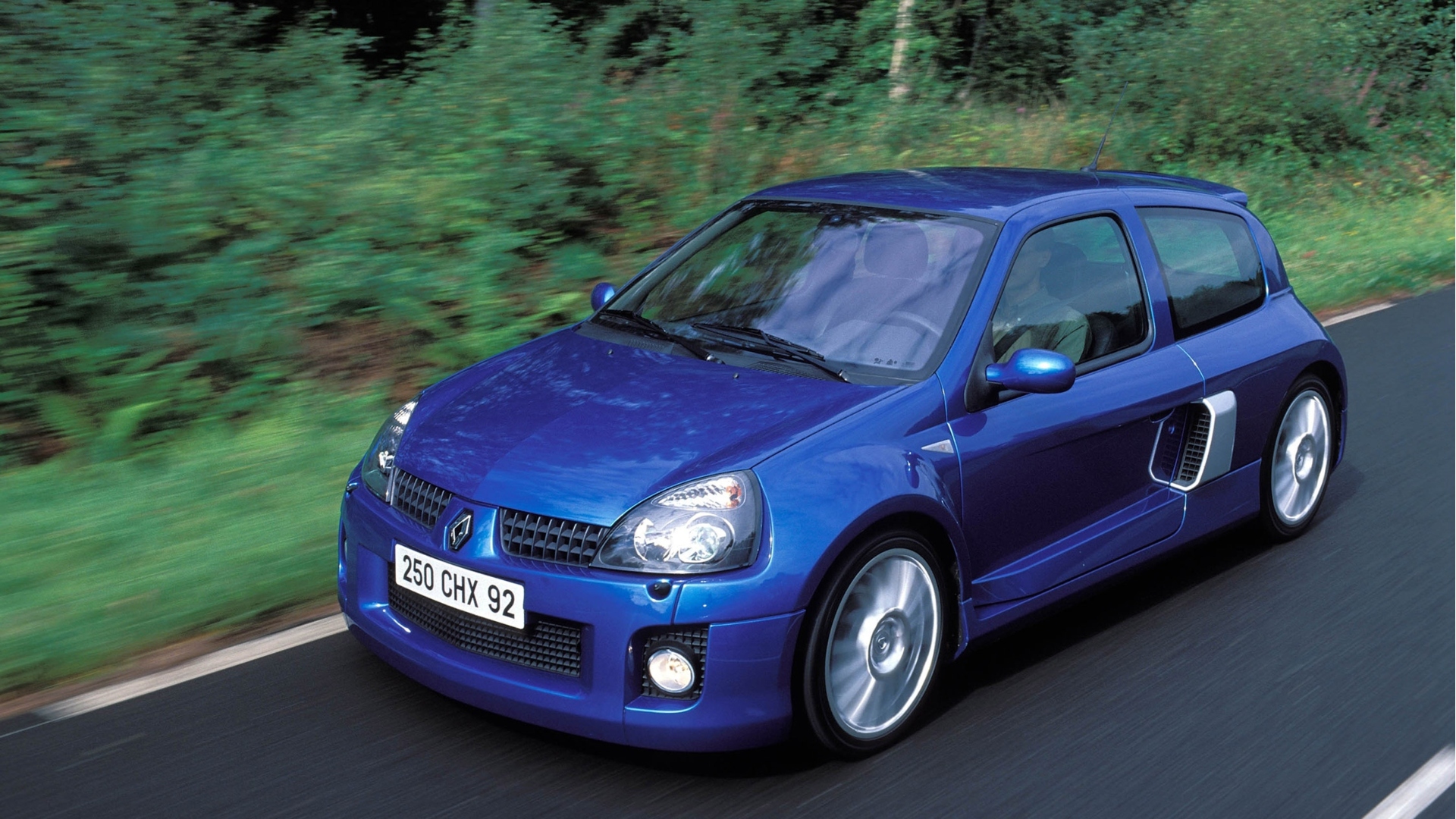 Renault-Clio-V6-2001-altra