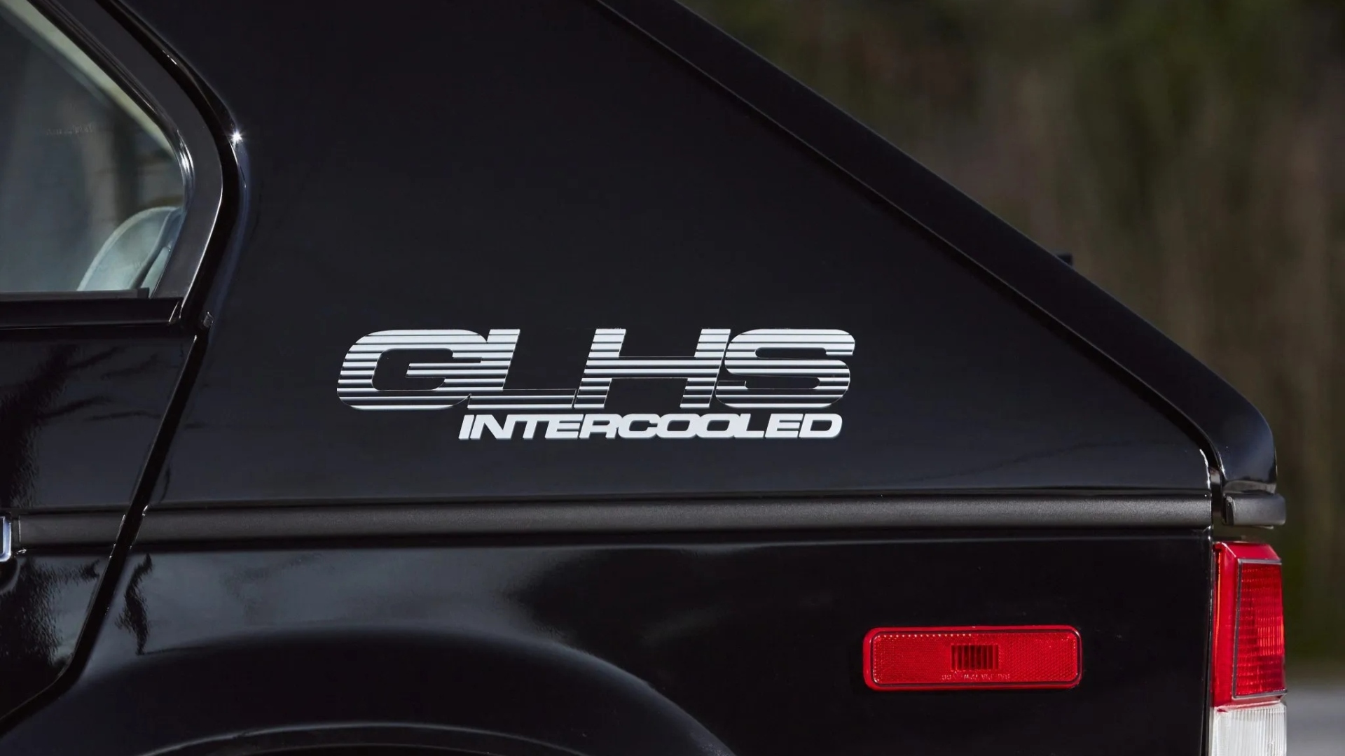 La hot hatch di Carroll Shelby che devi per forza conoscere