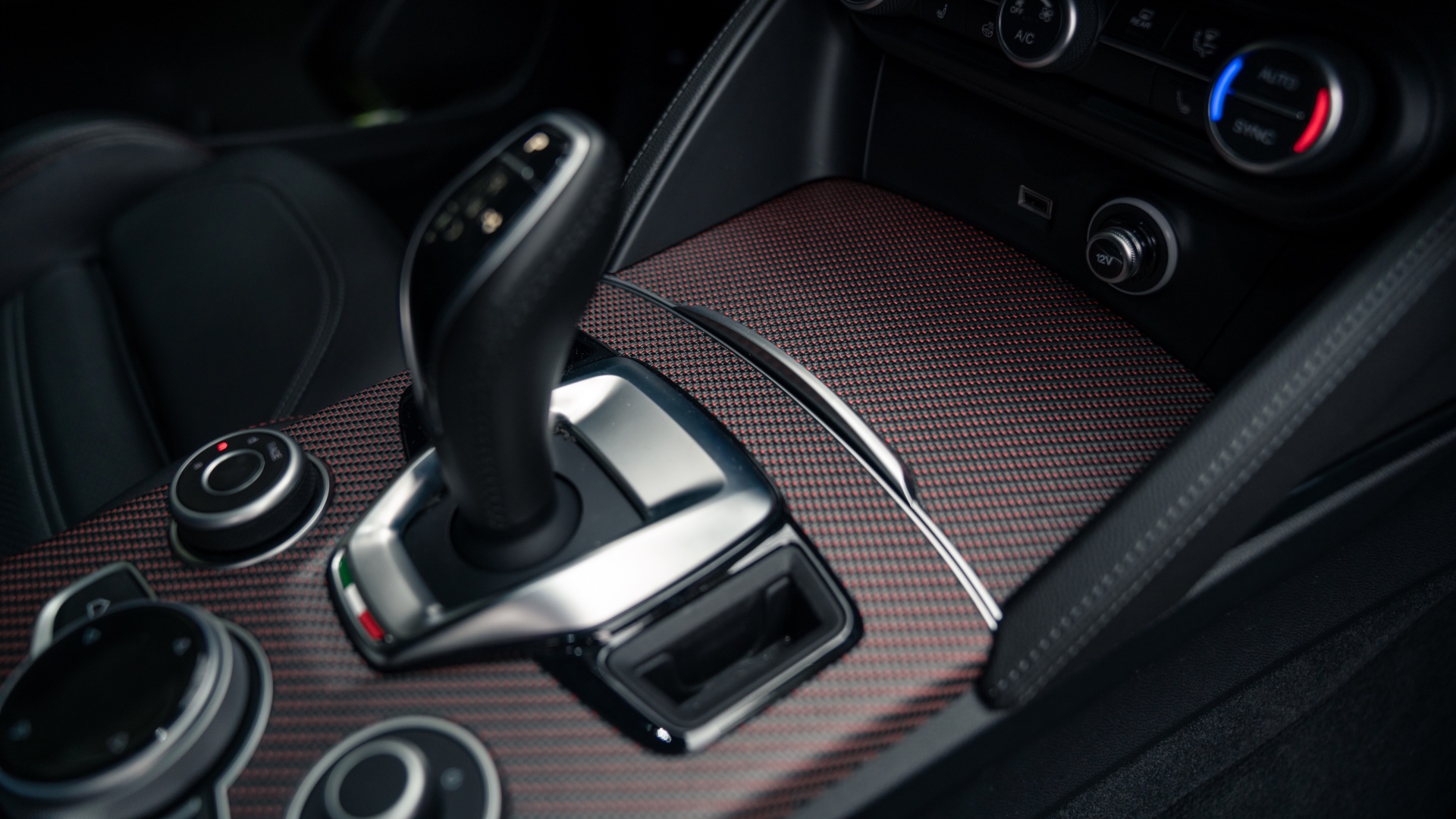 alfa-romeo-stelvio-quadrifoglio-2026-test-drive-prova-16