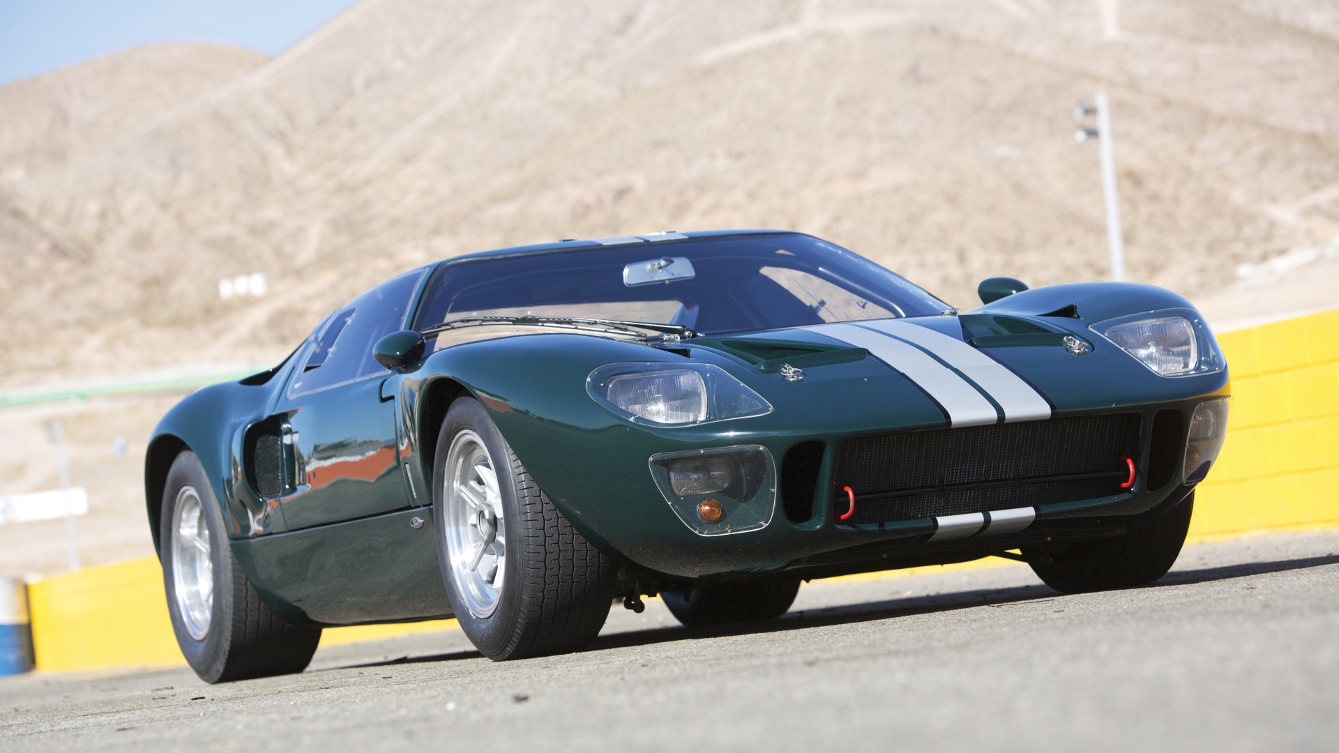ford-gt40-1966-7