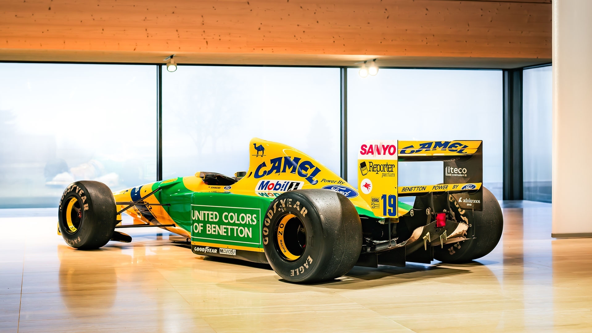 michael-schumacher-ferrari-456m-gt-benetton-formula-1-in-vendita-2026-asta-11