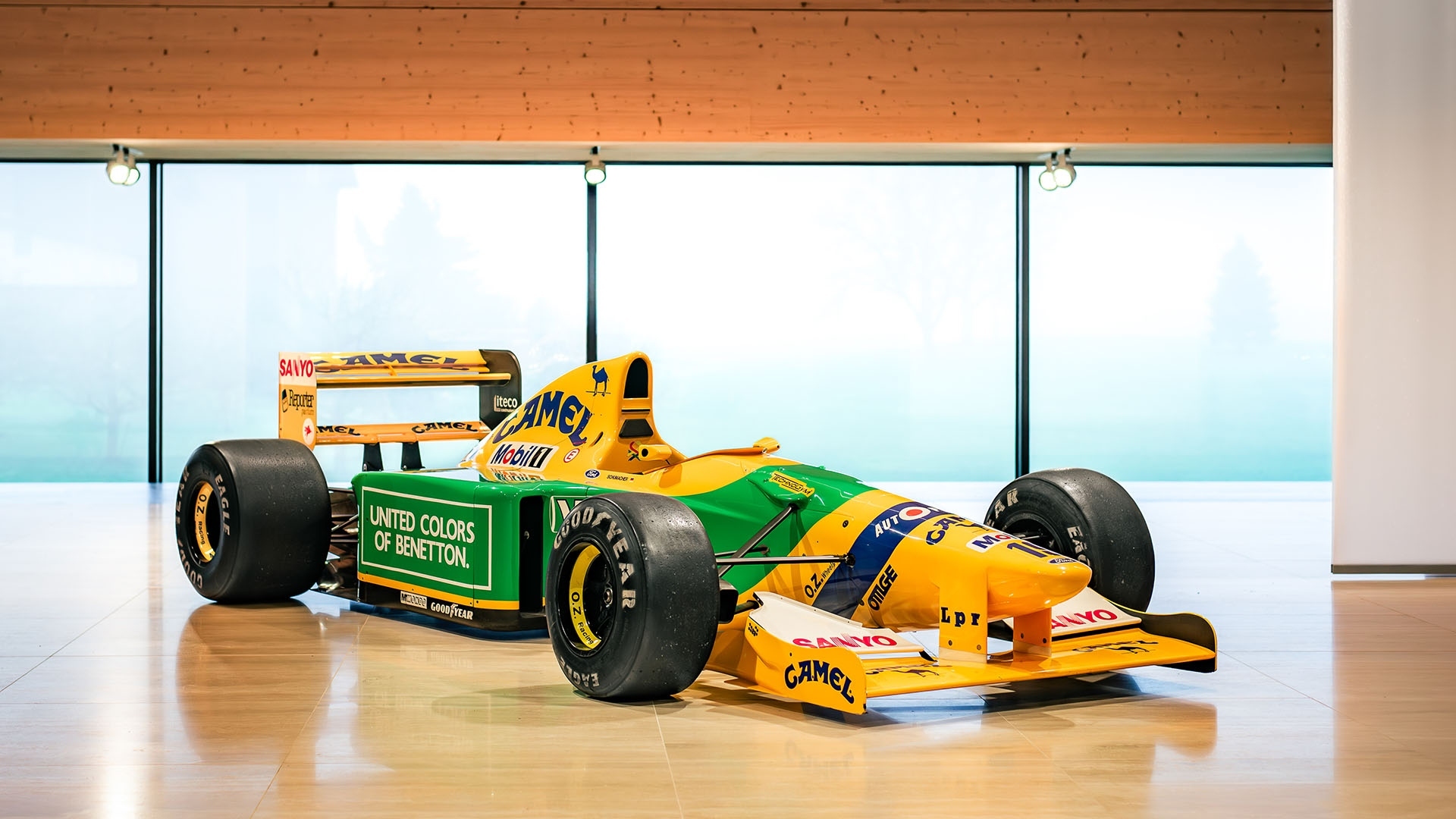 michael-schumacher-ferrari-456m-gt-benetton-formula-1-in-vendita-2026-asta-15