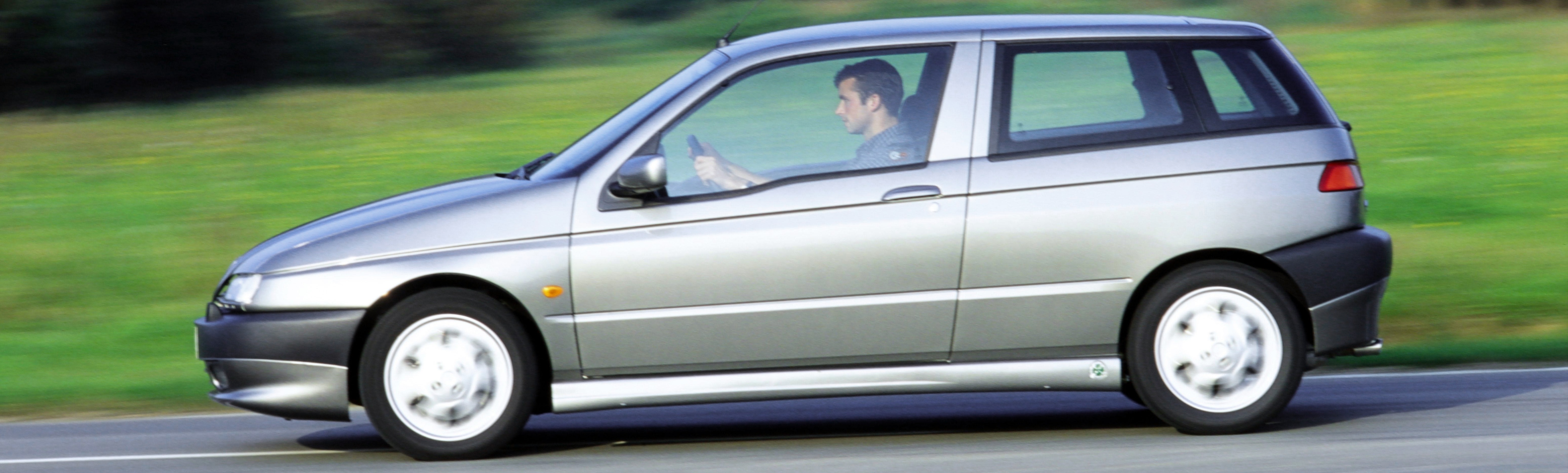 Alfa Romeo 145 QV Alfa Romeo 145 QV