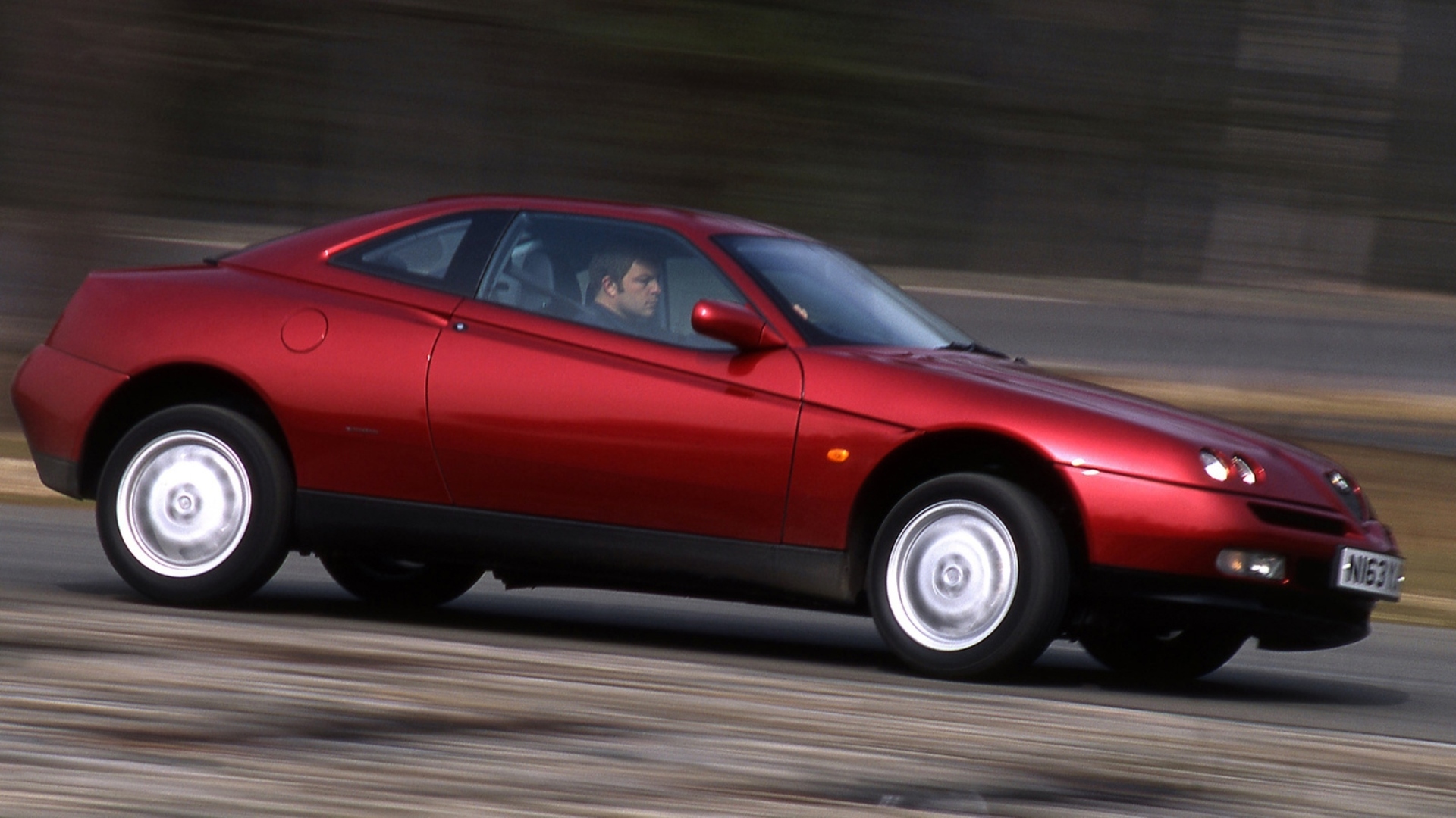 Alfa-Romeo-sportive-a-meno-di-10000-euro-13