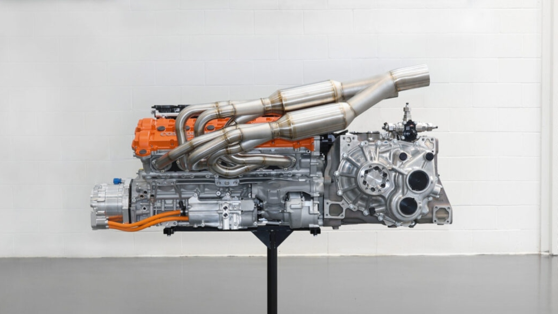 Gordon-Murray-GMA-T.50-V12-Cosworth-4