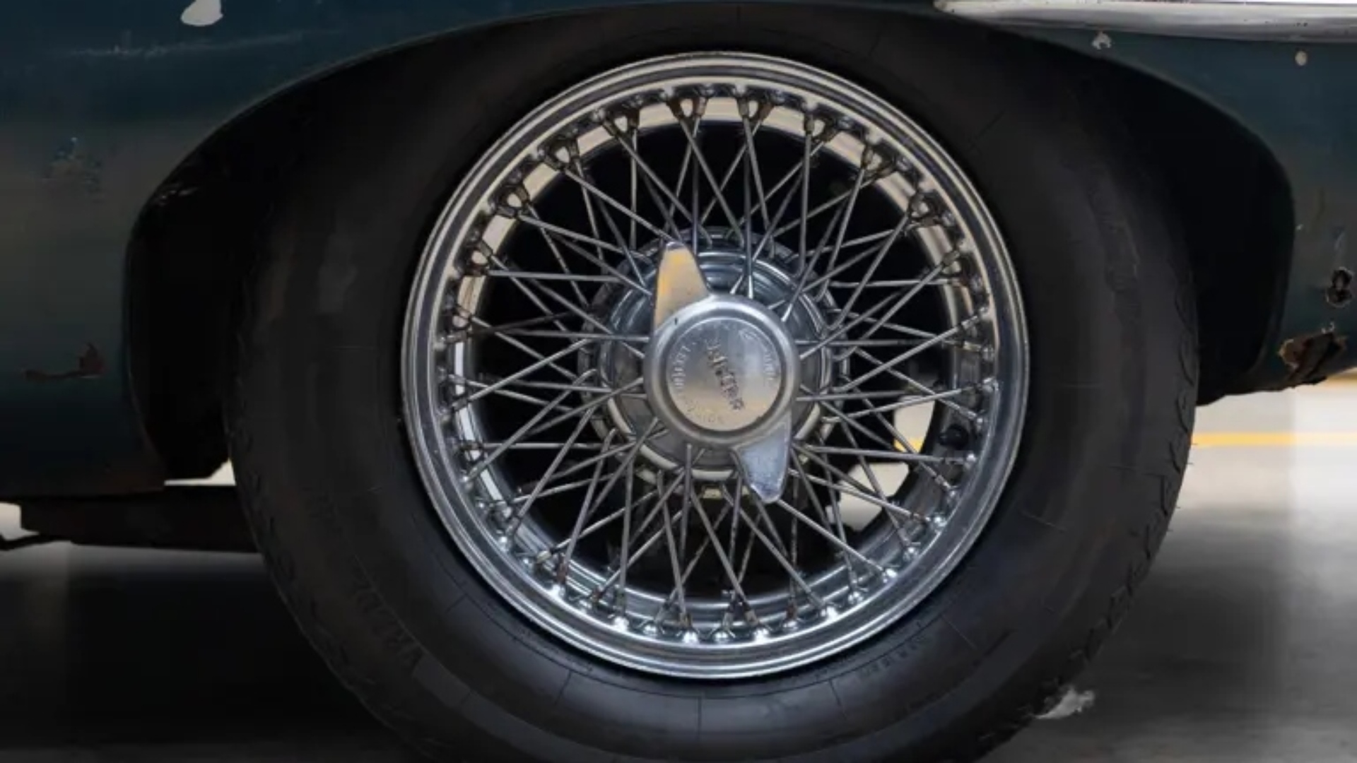 Jaguar-E-Type-barn-find-2026-4 Jaguar-E-Type-barn-find-2026-4