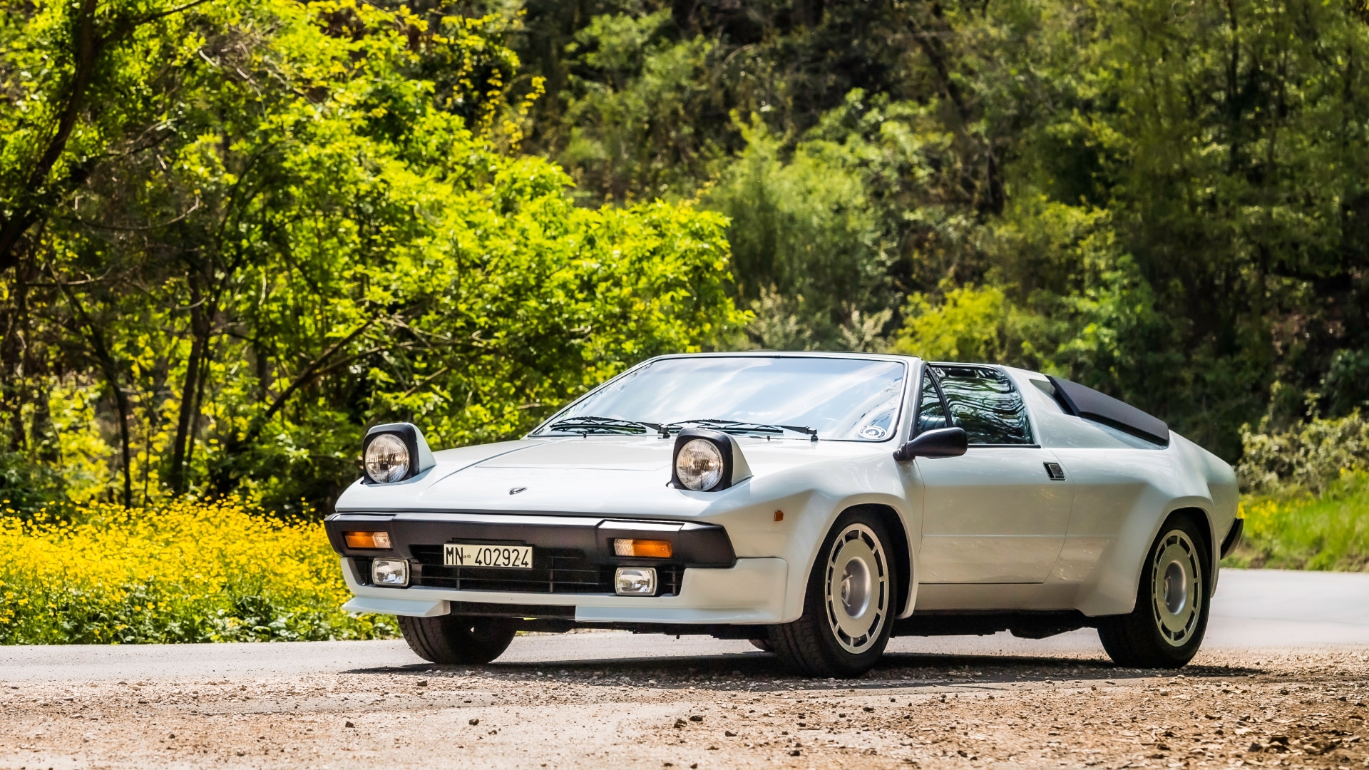 Lamborghini-Jalpa-1981-1