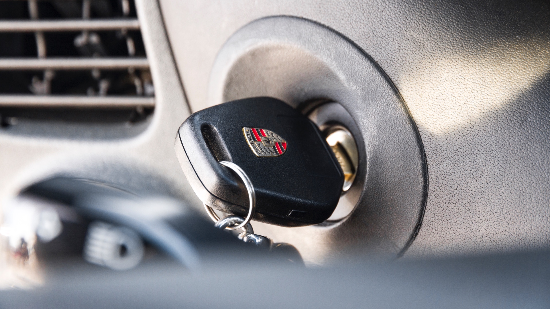 Porsche Boxster 718 4.0 25th Anniversary Edition e 986 2.5 prima serie test drive foto tommaso ferrari 6