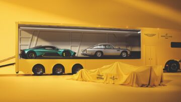 aston-martin-breitling-navitimer-chronograph-2026-1