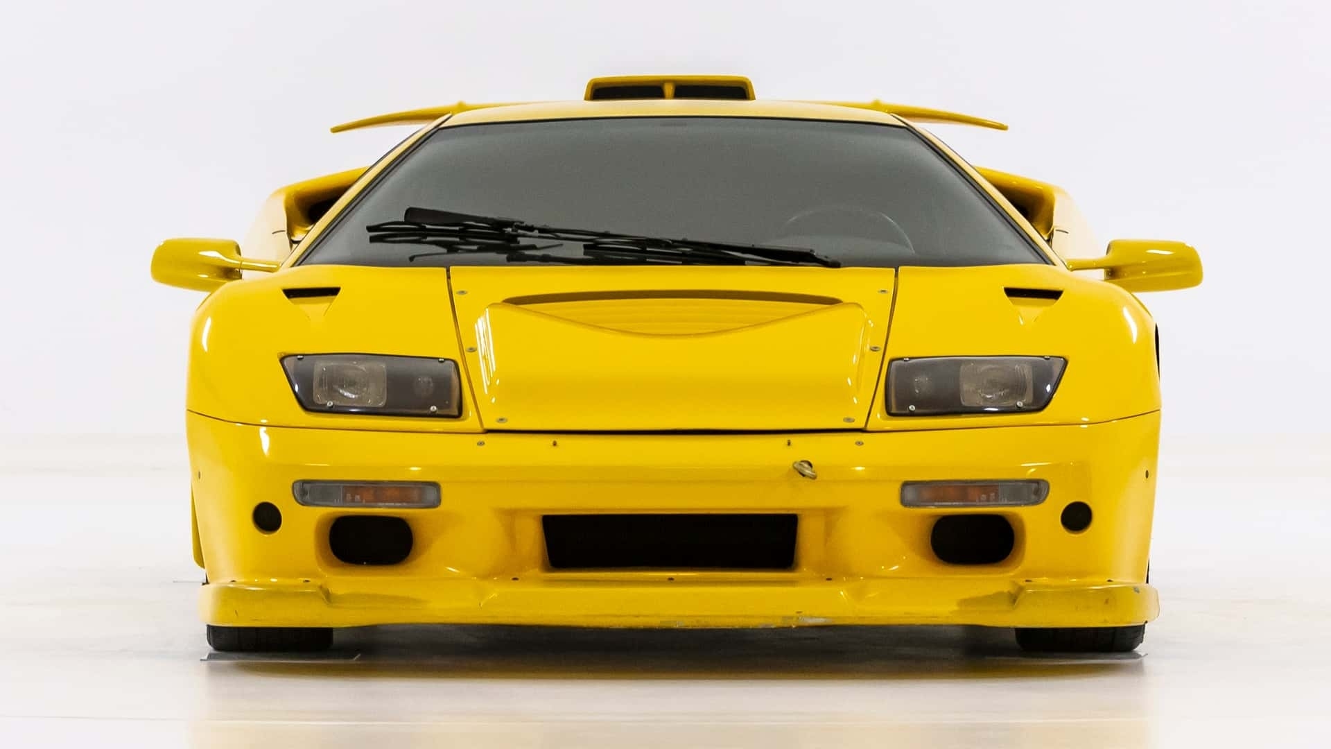 lamborghini-diablo-w16-4