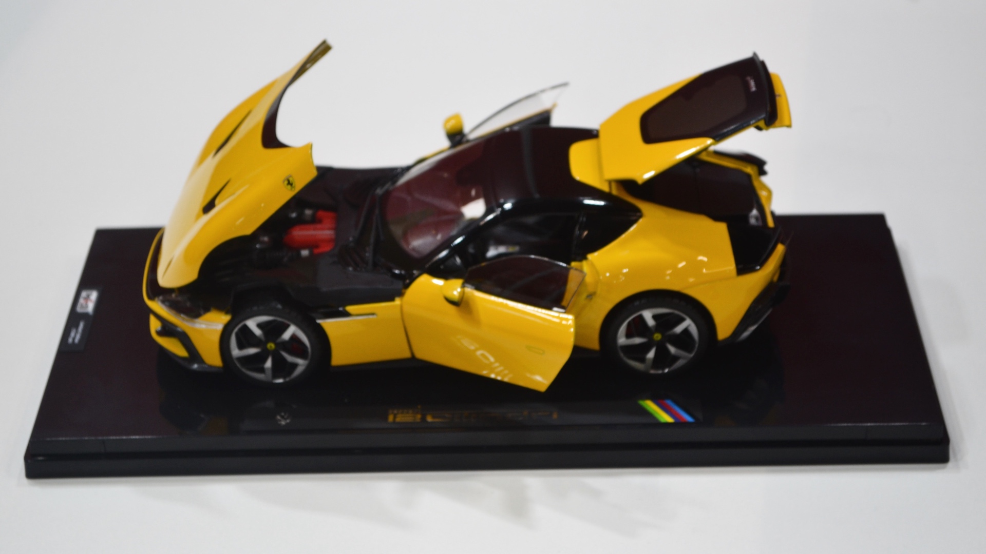 polistil-ferrari-2026-15