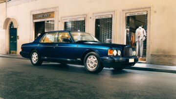 La Bentley di Giorgio Armani: il prezzo non è quello che pensi La Bentley di Giorgio Armani: il prezzo non è quello che pensi