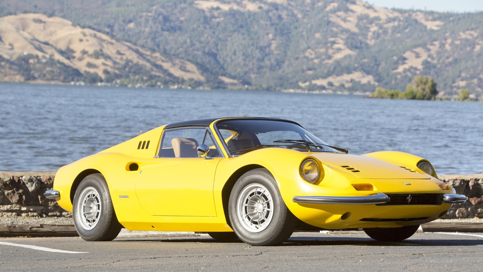 Ferrari-Dino-206-246-GT-GTS-1968-1969-11