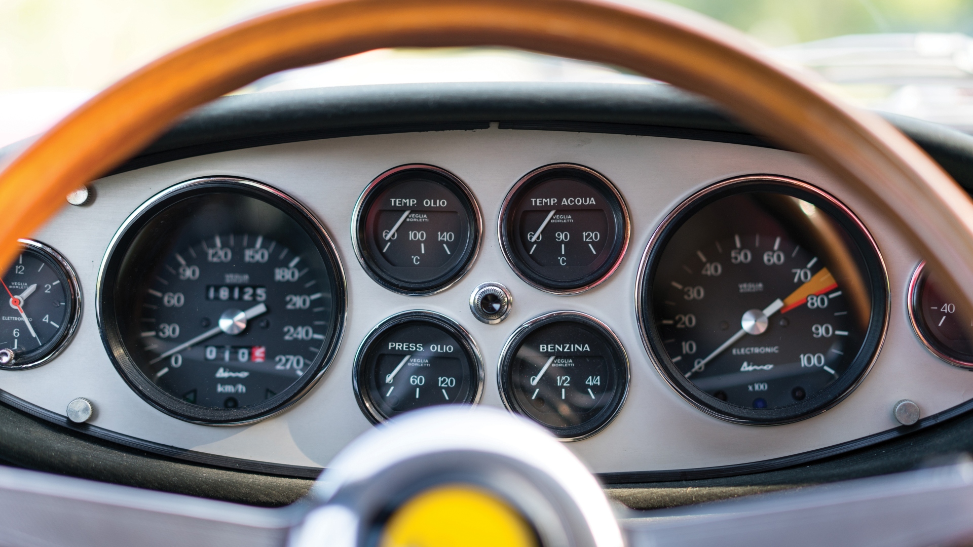 Ferrari-Dino-206-246-GT-GTS-1968-1969-3
