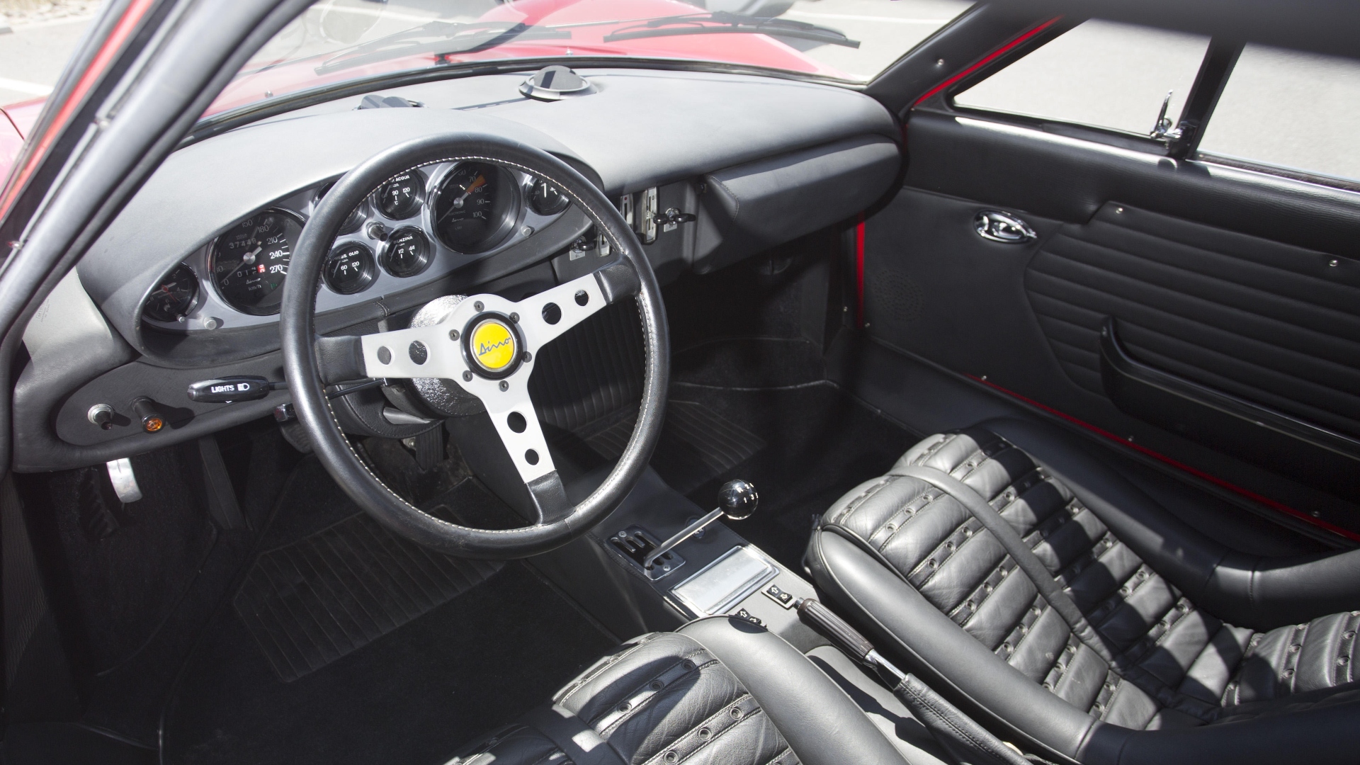 Ferrari-Dino-206-246-GT-GTS-1968-1969-7