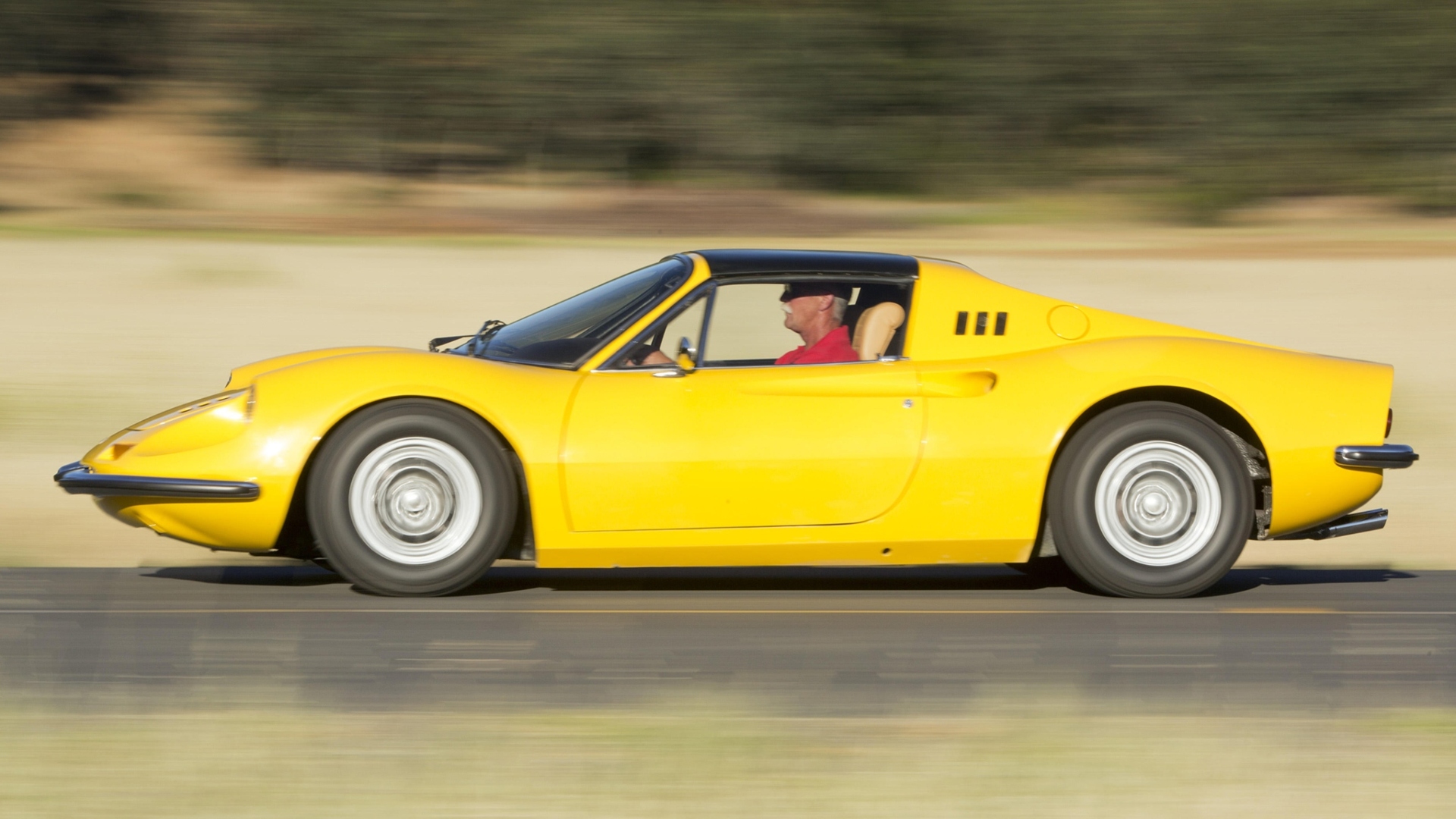 Ferrari-Dino-206-246-GT-GTS-1968-1969-9