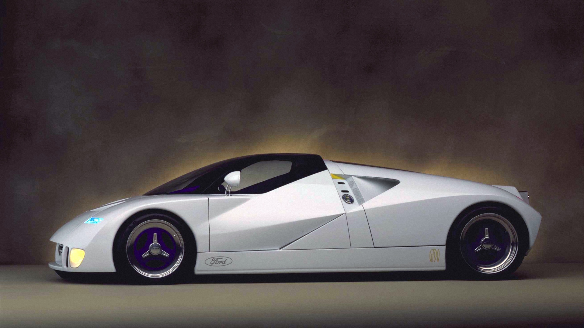 Ford GT90 concept car. CN-315025-25