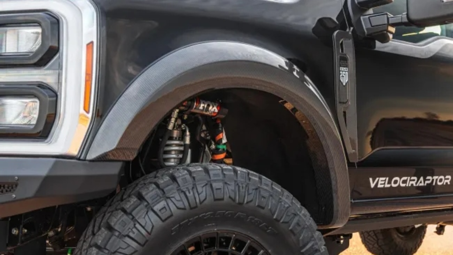 Hennessey-Velociraptor-1200-Ford-F-250-2026-tuning-8