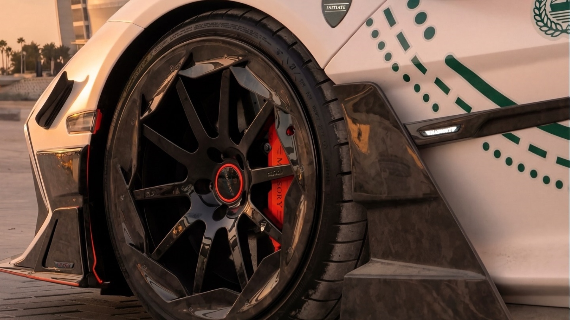 La malavita di Dubai trema: la polizia si regala una Lamborghini da 1.070 CV