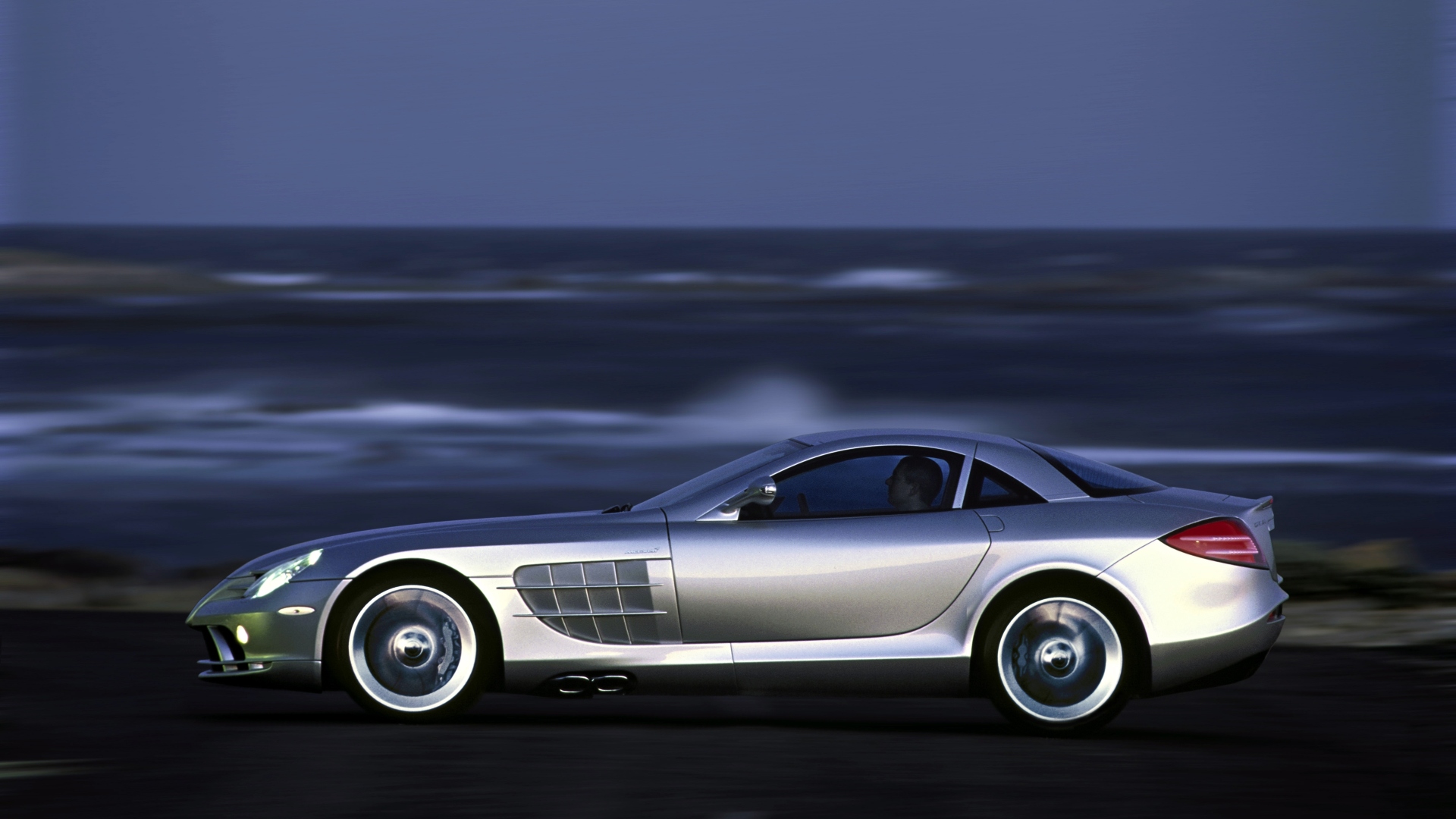 Mercedes-Benz SLR McLaren, silver, driving shot, side view