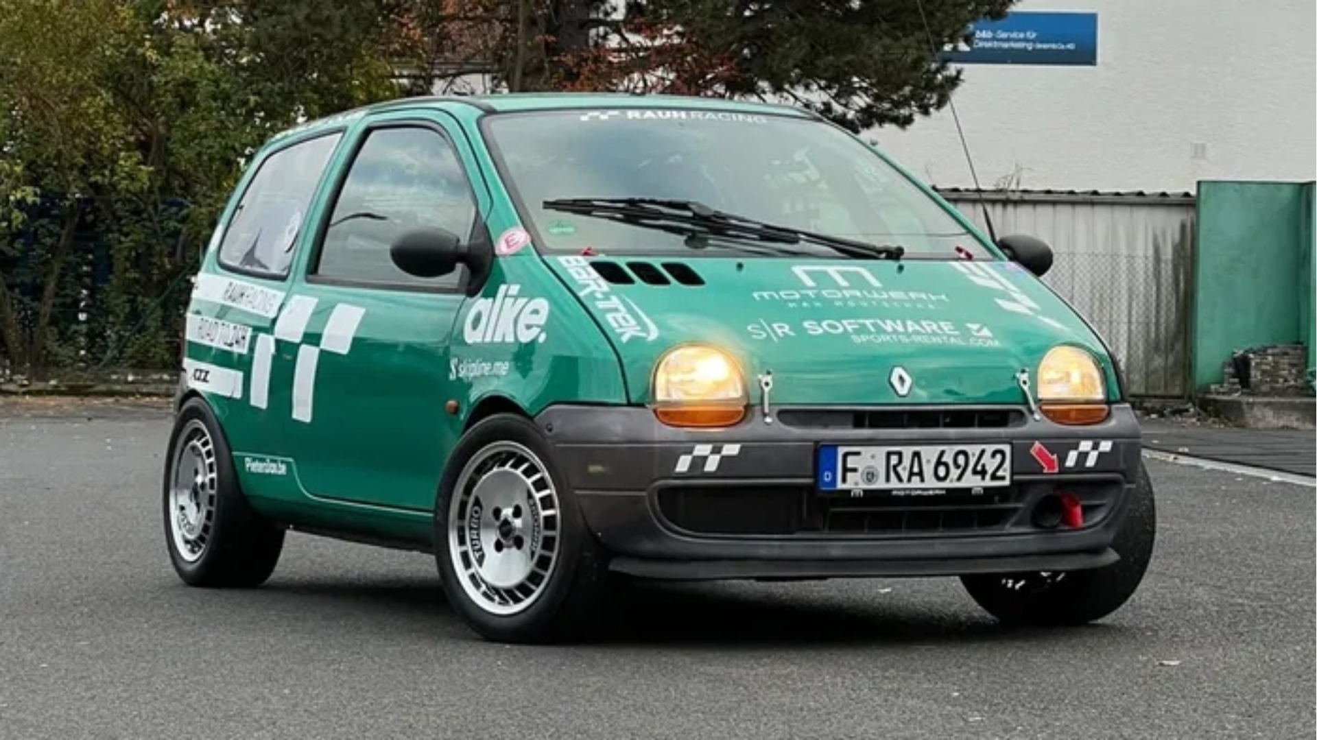 Rauh-Racing-Renault-Twingo-1
