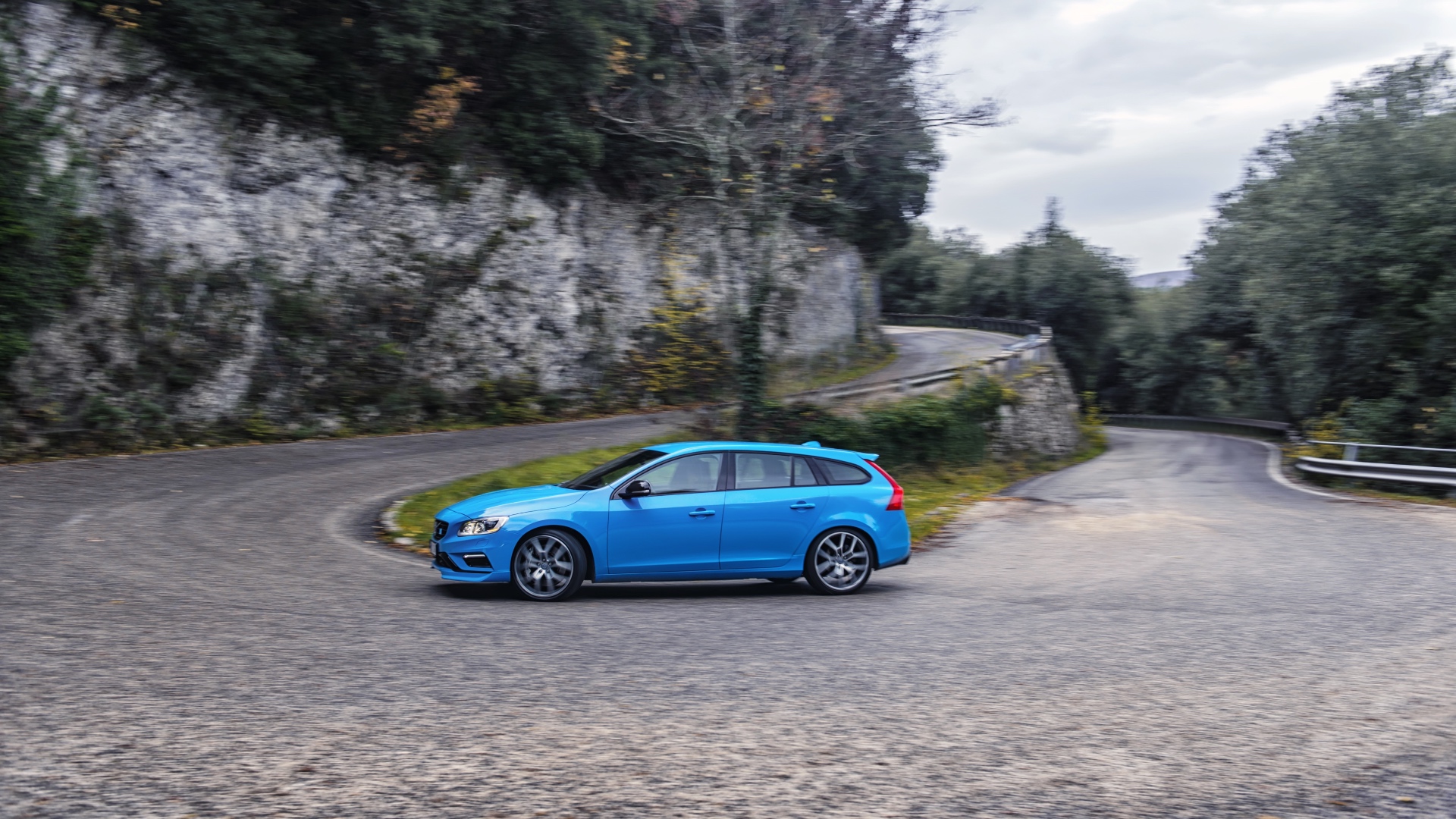 Volvo_V60_Polestar_location,_motion
