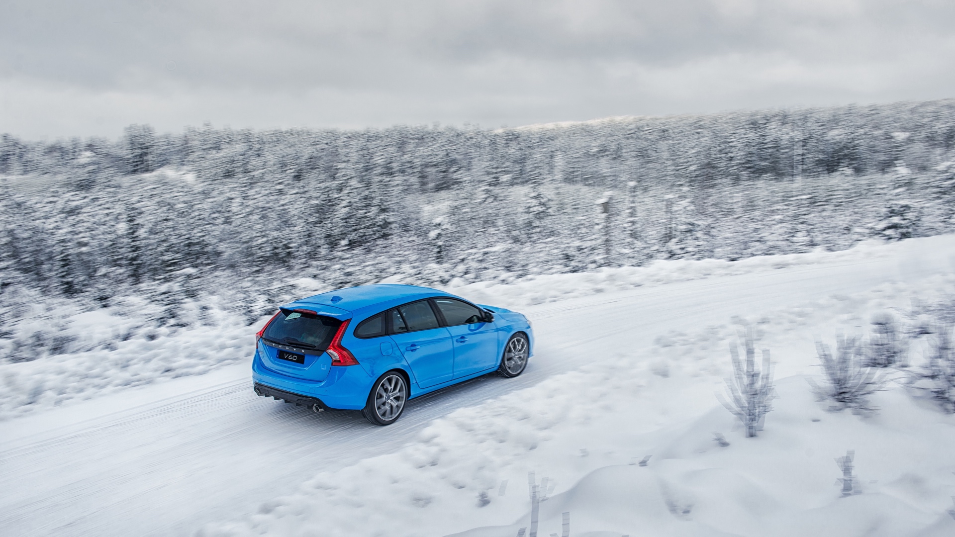 Volvo_V60_Polestar,_model_year_2016(1)