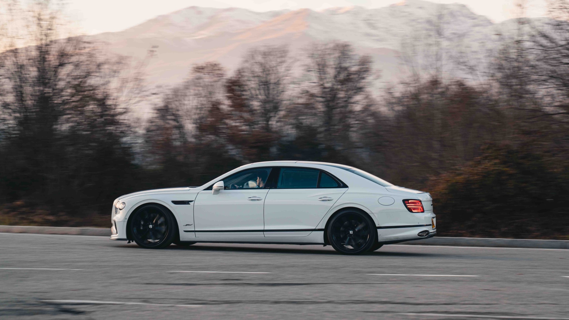 bentley-flying-spur-speed-2026-prova-20 bentley-flying-spur-speed-2026-prova-20