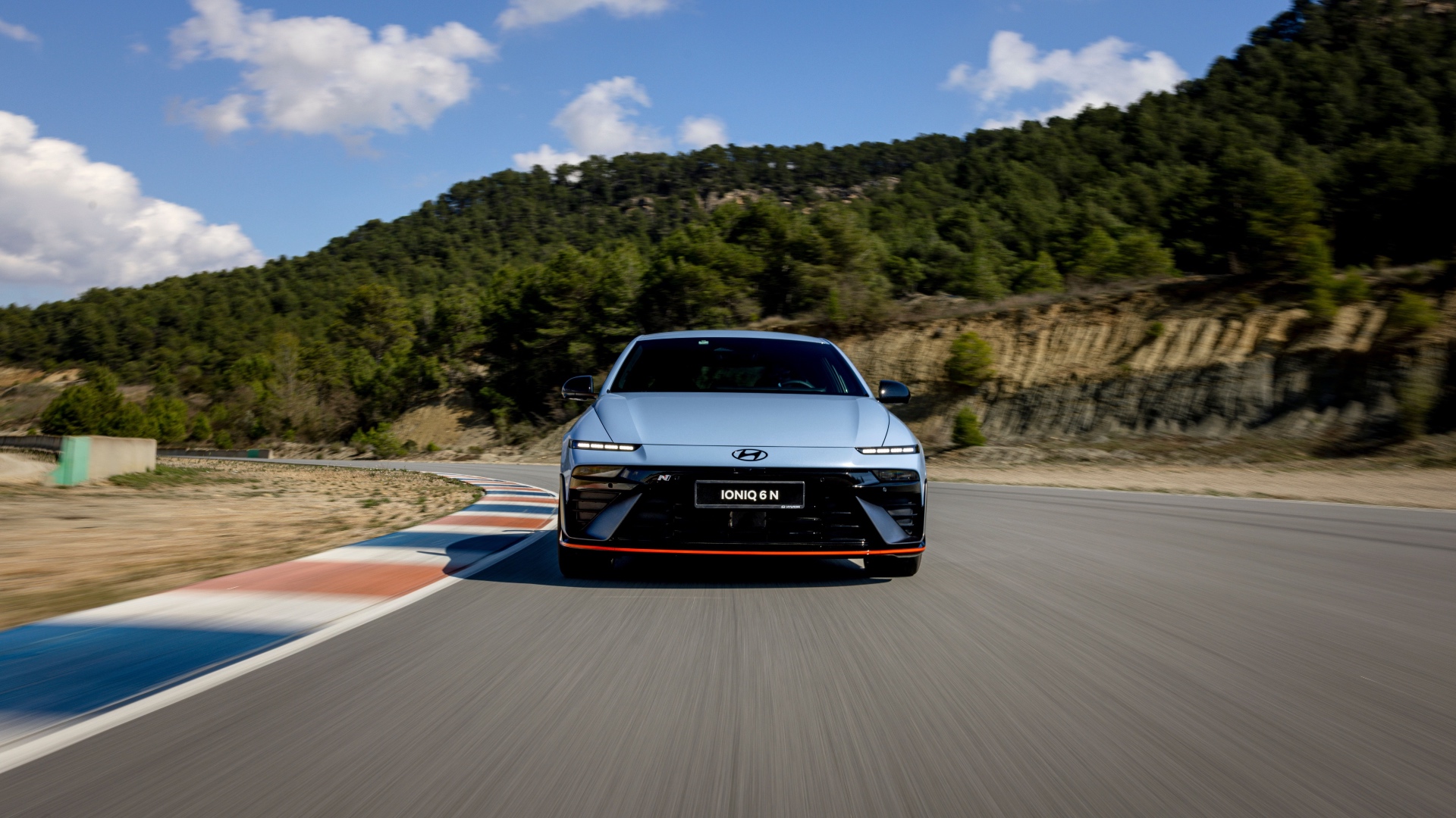 hyundai-ioniq-6-n-test-drive-prova-2026-31