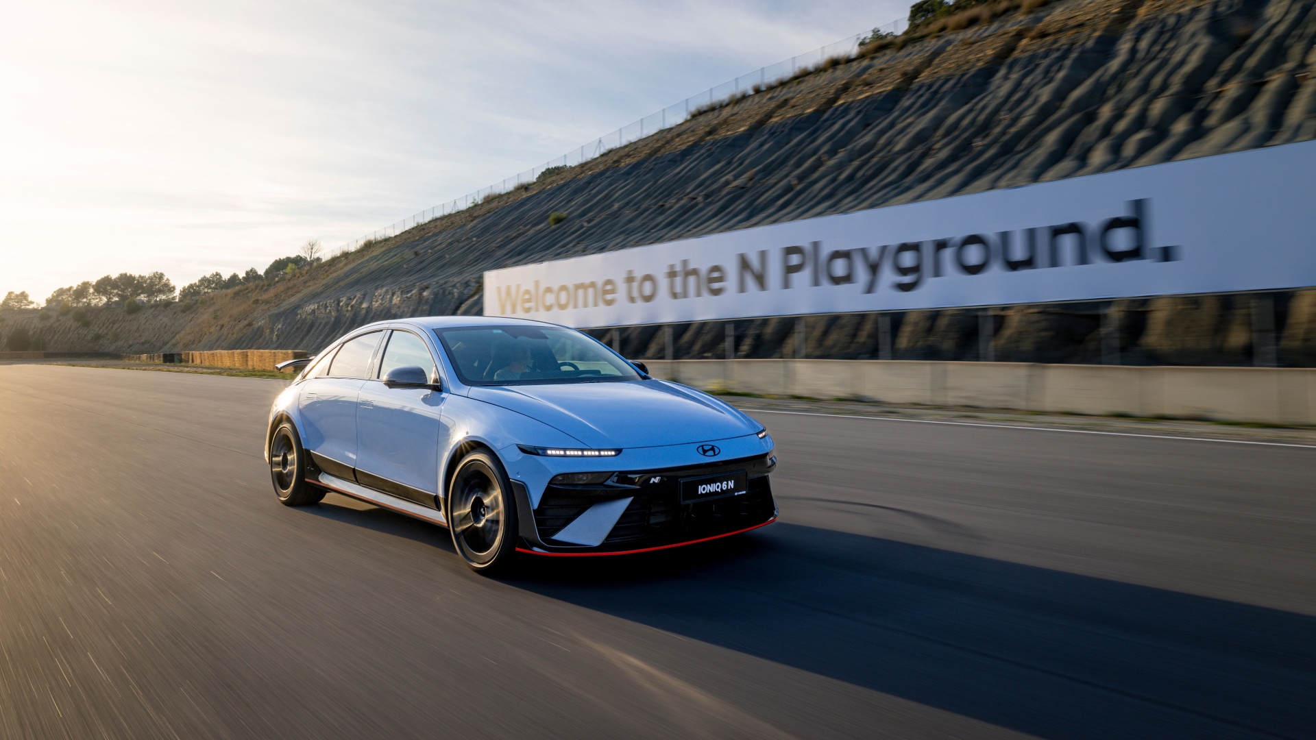 hyundai-ioniq-6-n-test-drive-prova-2026-35