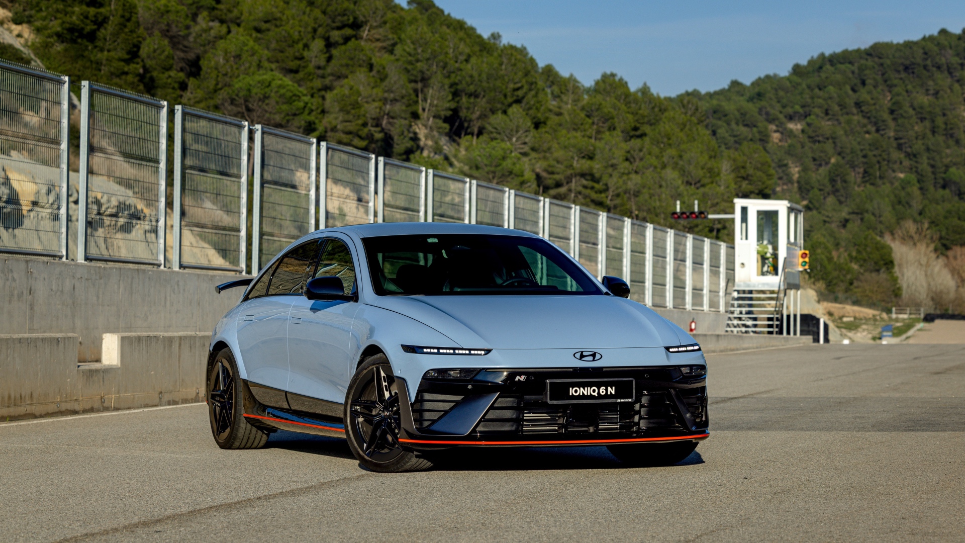 hyundai-ioniq-6-n-test-drive-prova-2026-36