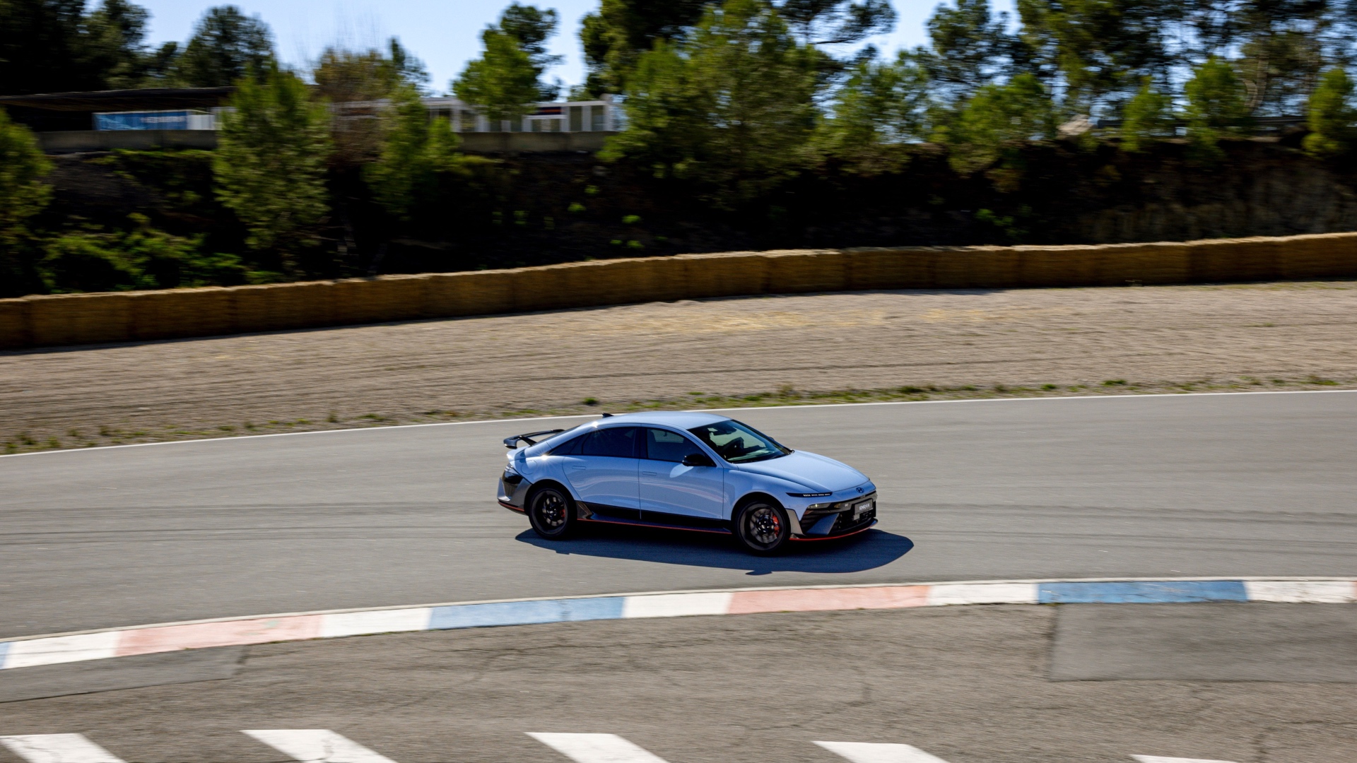 hyundai-ioniq-6-n-test-drive-prova-2026-44