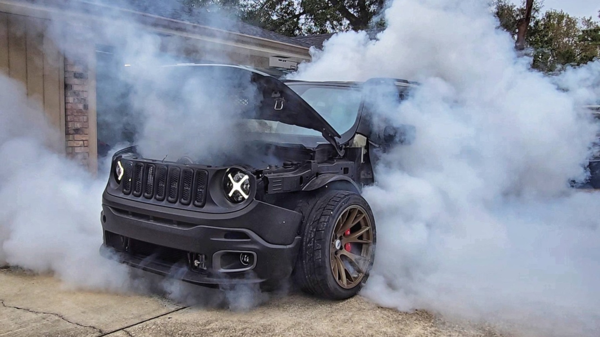 Hai mai visto una Jeep Renegade con un V8 Hemi?