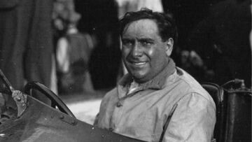 Giuseppe Campari (sopra) e Juan Manuel Fangio (sotto) avevano una stazza imponente, se confrontata con quella dei piloti di oggi