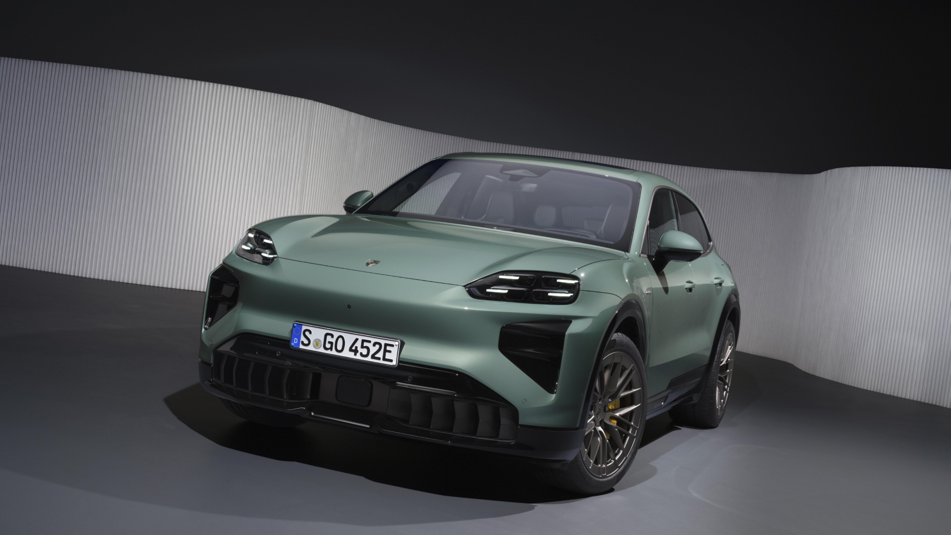 porsche-cayenne-electric-turbo-prova-36