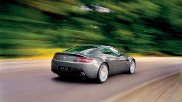 2005_AstonMartin_V8Vantage3
