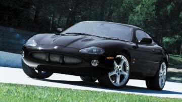 Jaguar-XK8-XKR-X100-1996-11