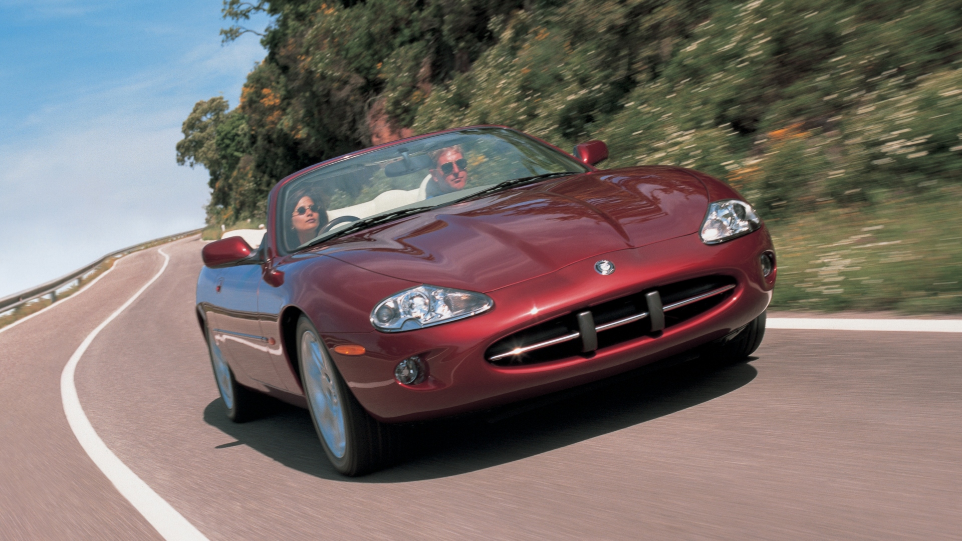 Jaguar-XK8-XKR-X100-1996-2
