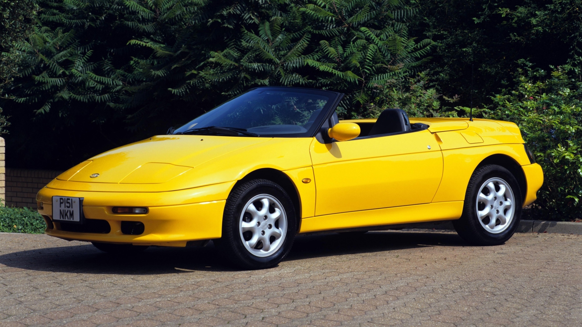 Kia-Elan-Lotus-M100-1