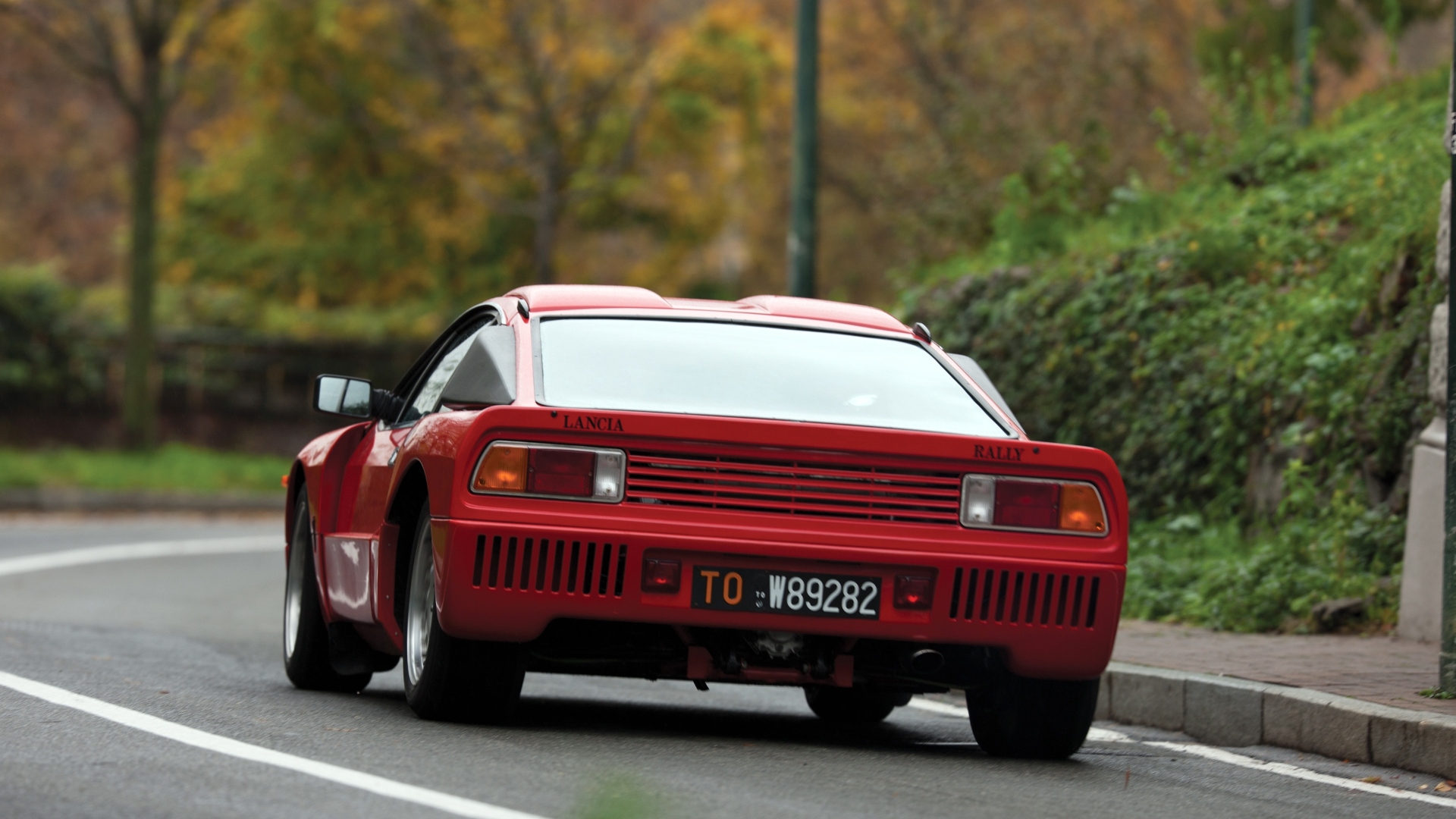 Lancia-Rally-037-1982-1983-3