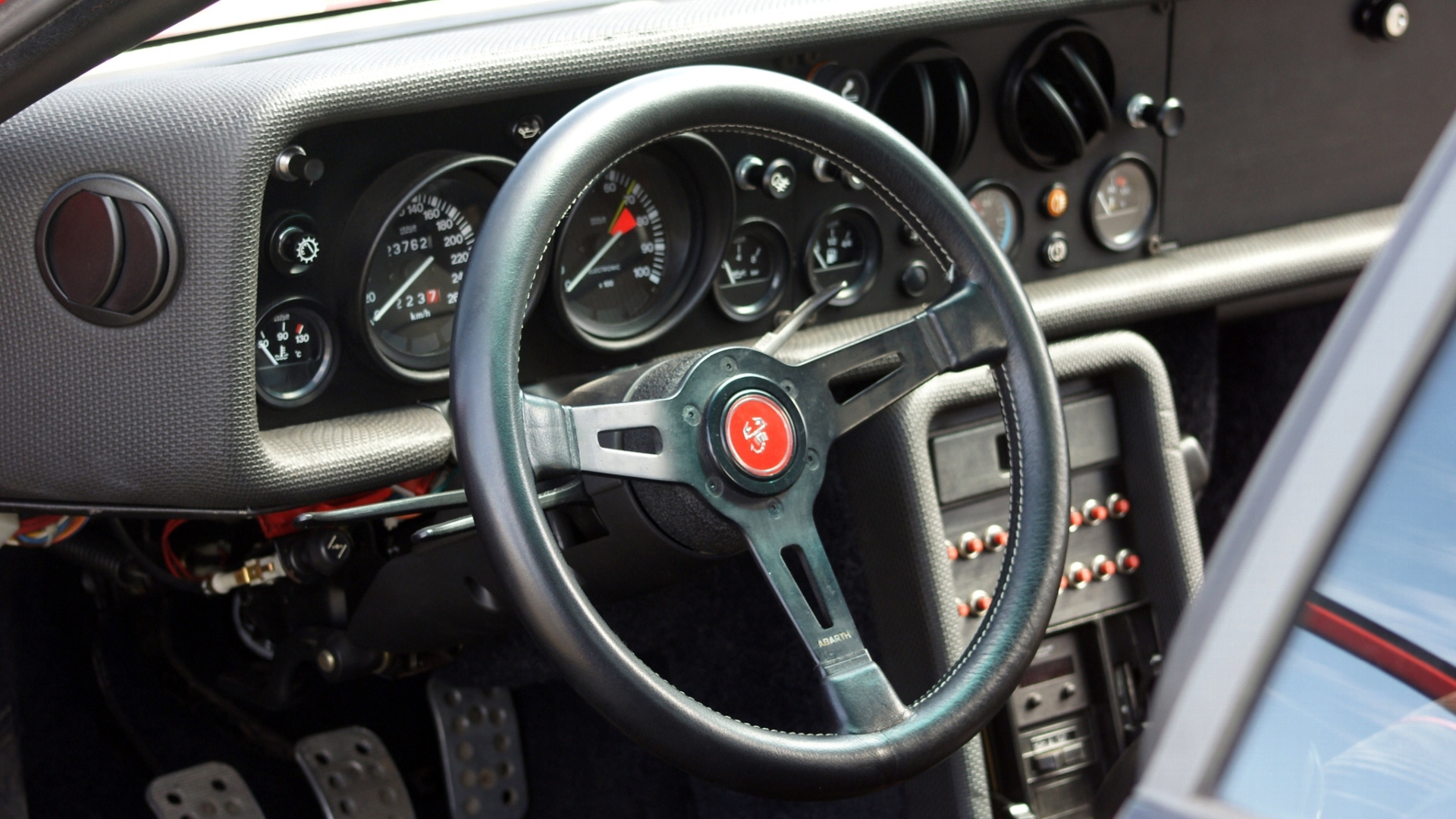 Lancia-Rally-037-1982-1983-7