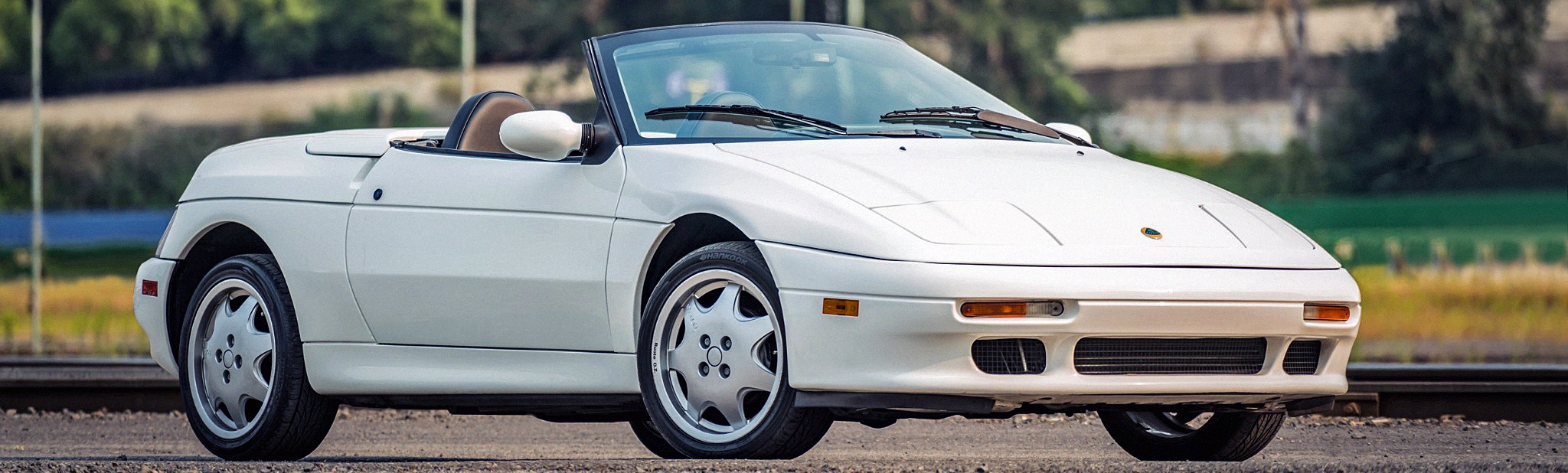 Lotus Elan (M100) Lotus Elan (M100)