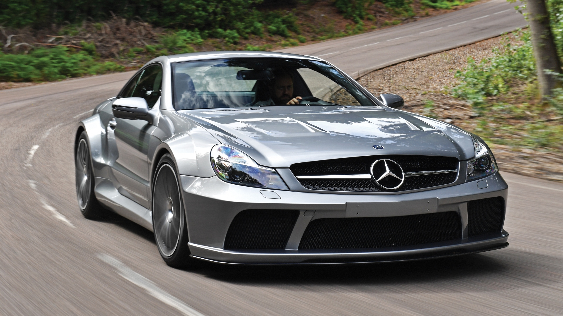 Da Affalterbach con terrore: Mercedes SL 65 AMG Black Series