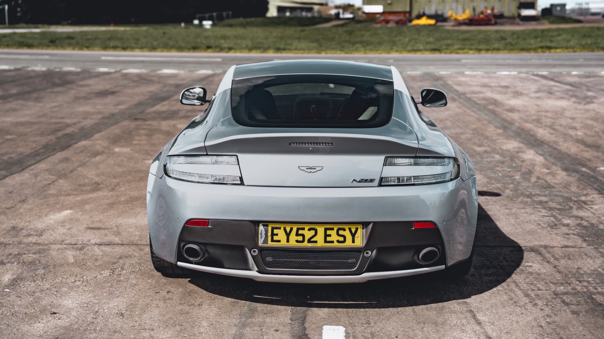 aston-martin-vantage-n430-collecting-cars-4 aston-martin-vantage-n430-collecting-cars-4