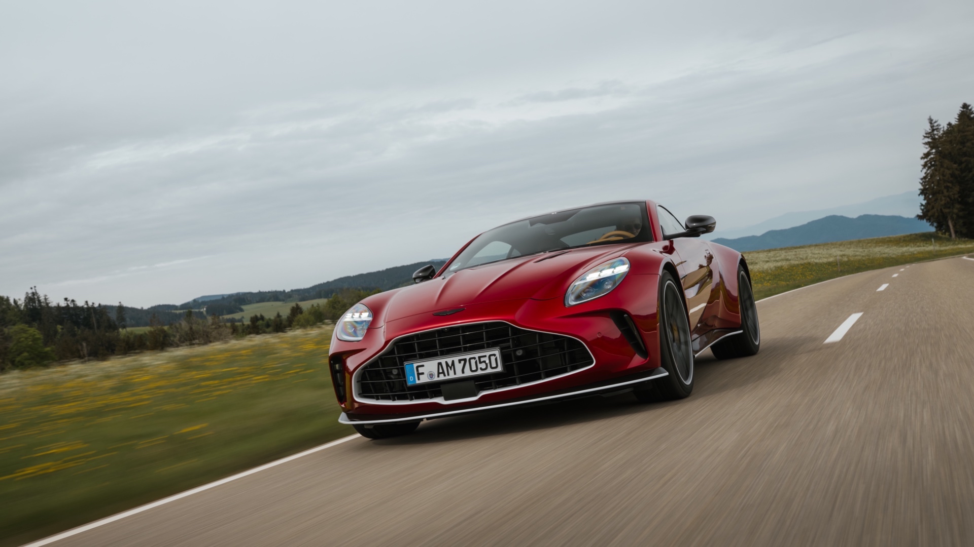 aston-martin-vantage-s-2026-test-prova-su-strada-1