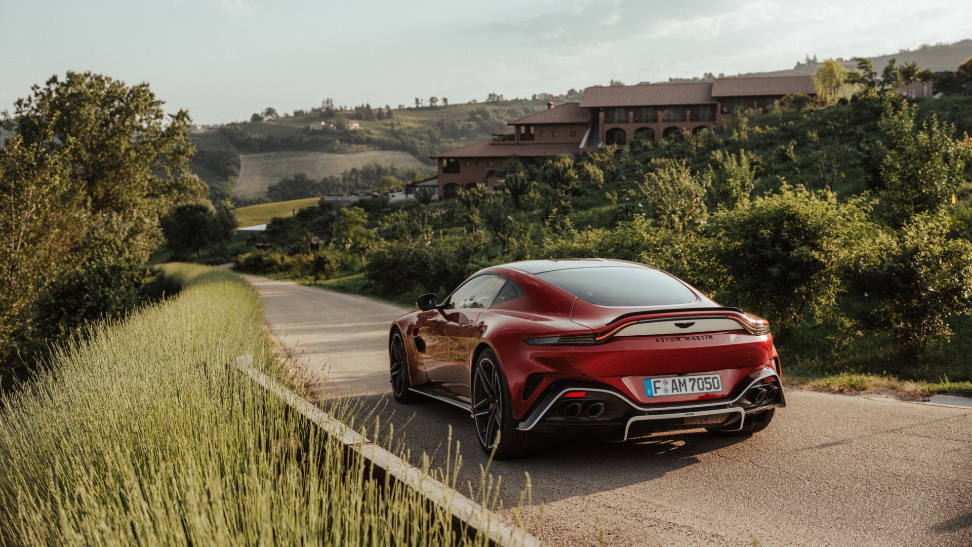 aston-martin-vantage-s-2026-test-prova-su-strada-6