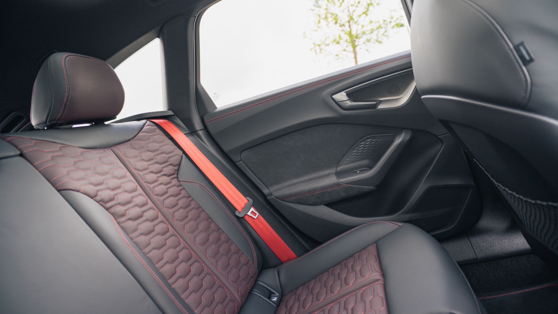 audi-rs-5-avant-performance-2026-prova-test-drive-13