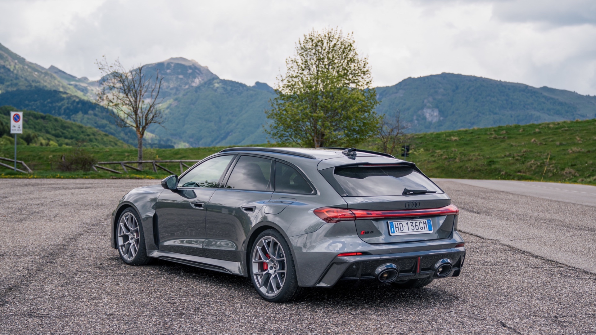 audi-rs-5-avant-performance-2026-prova-test-drive-2